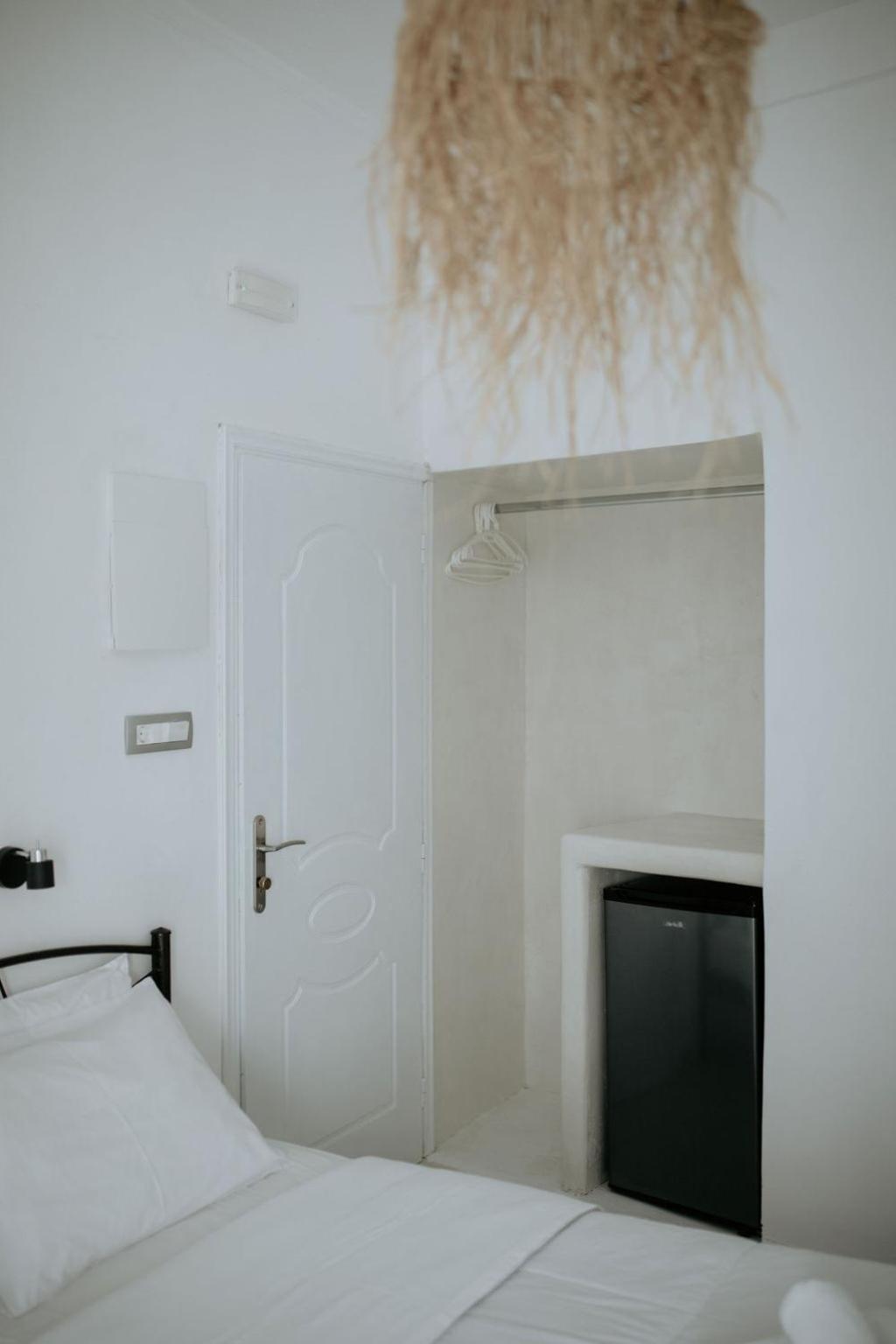 Hotel Thirasia Fira  Habitación foto