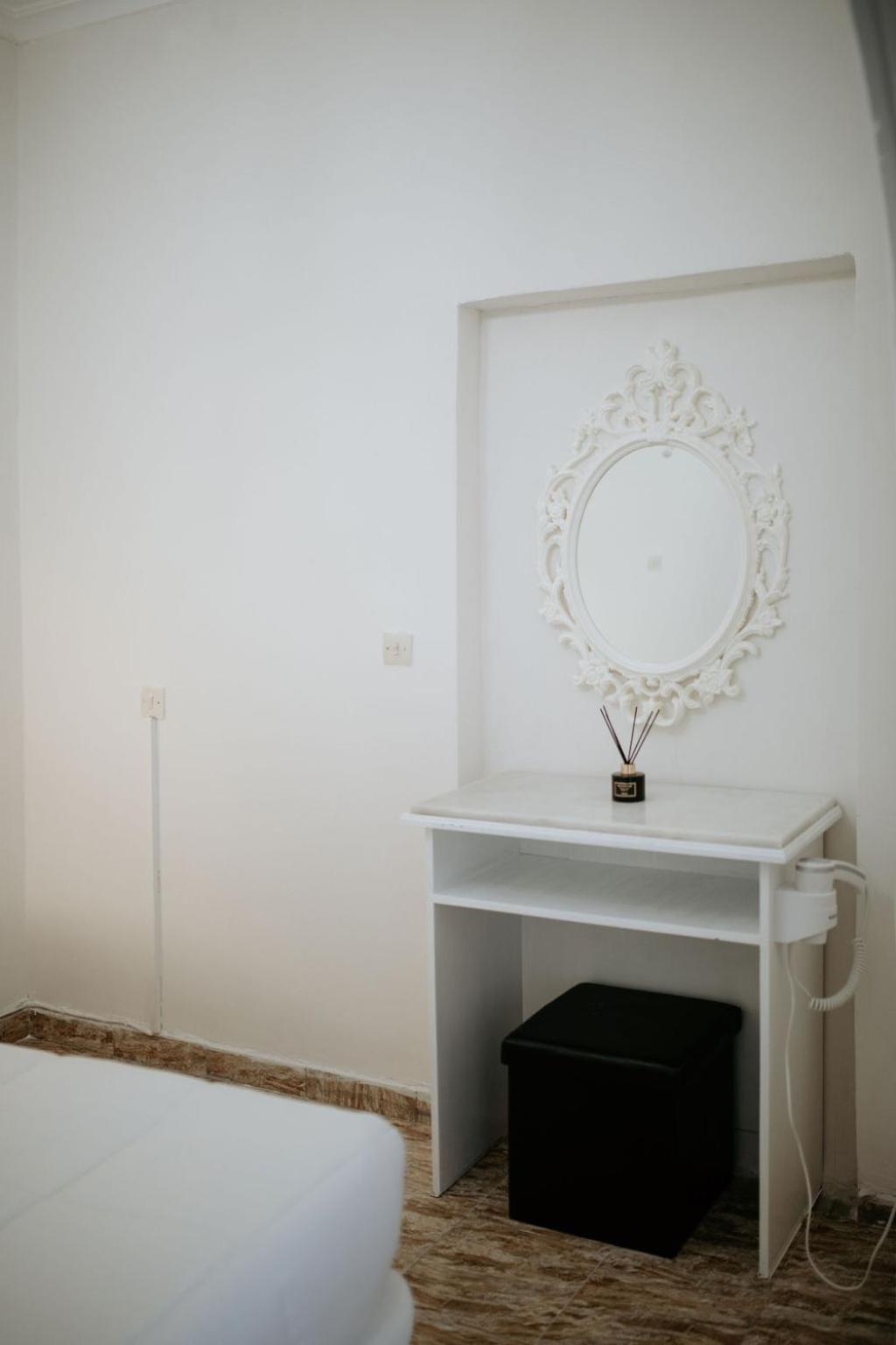 Hotel Thirasia Fira  Habitación foto