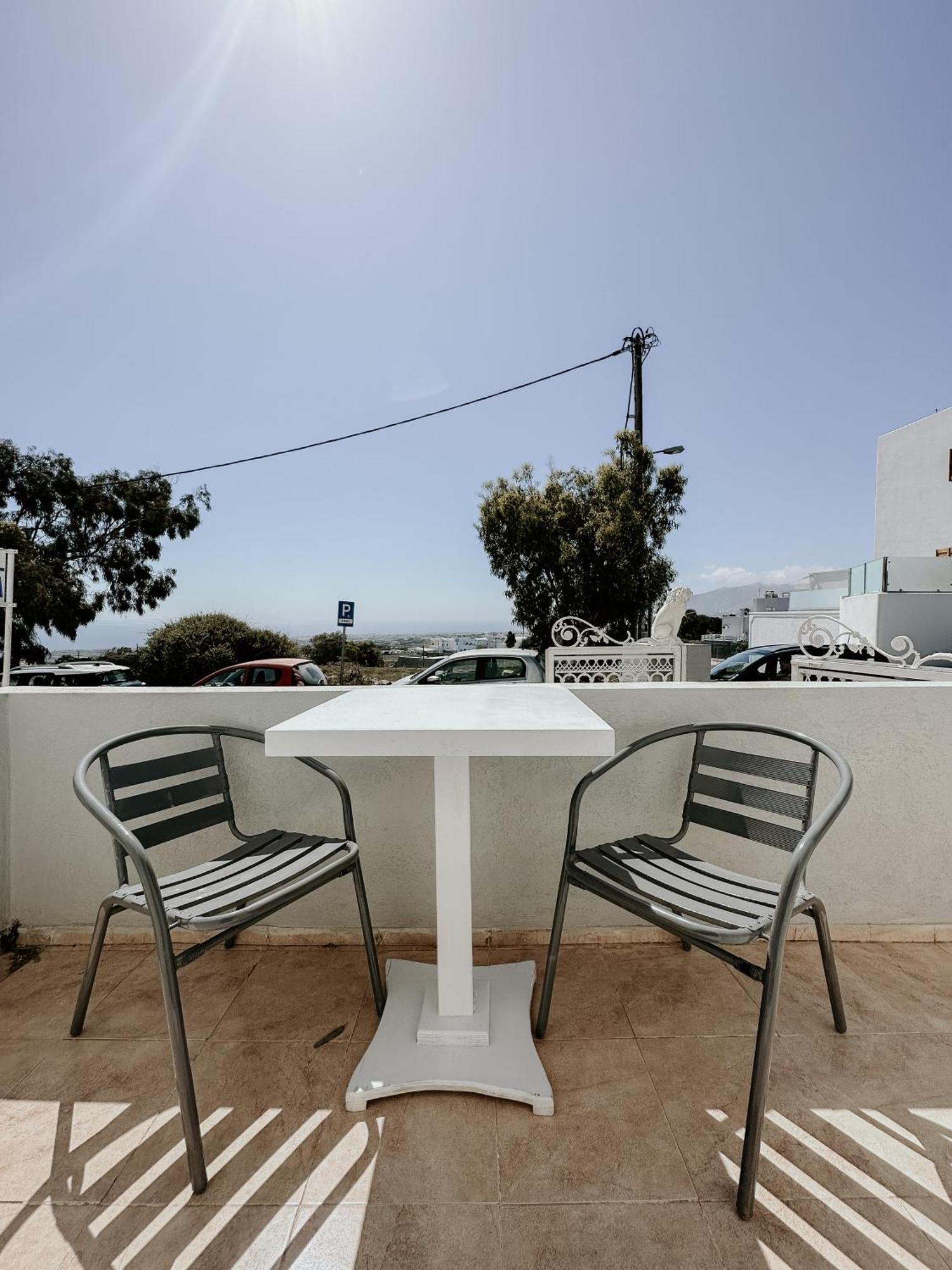 Hotel Thirasia Fira  Habitación foto